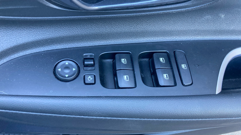 Hyundai BAYON 1.0 TGDi 48V MHEV Premium 5dr DCT Petrol Hatchback